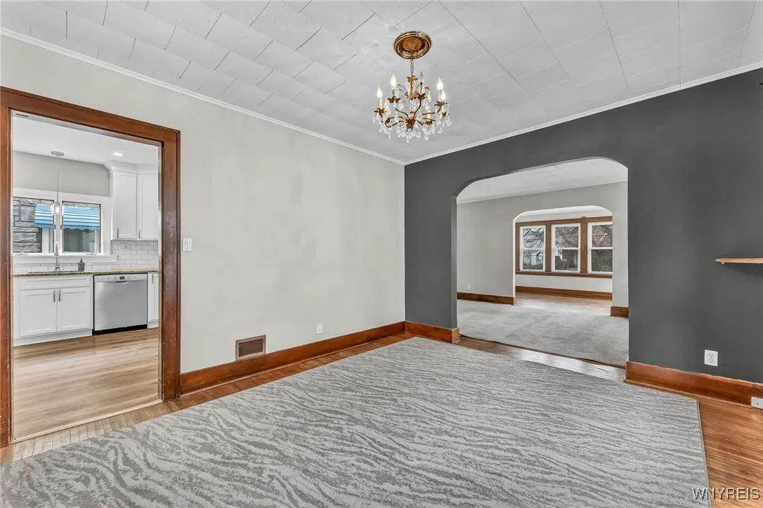 355 South Ogden Street, Buffalo, New York 14206, Buffalo, New York 14206, 3 Bedrooms Bedrooms, 9 Rooms Rooms,1 BathroomBathrooms,Residential Lease,For Rent,355 South Ogden Street, Buffalo, New York 14206,B1620989