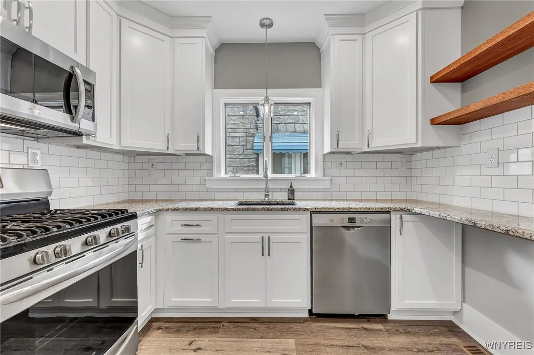 355 South Ogden Street, Buffalo, New York 14206, Buffalo, New York 14206, 3 Bedrooms Bedrooms, 9 Rooms Rooms,1 BathroomBathrooms,Residential Lease,For Rent,355 South Ogden Street, Buffalo, New York 14206,B1620989
