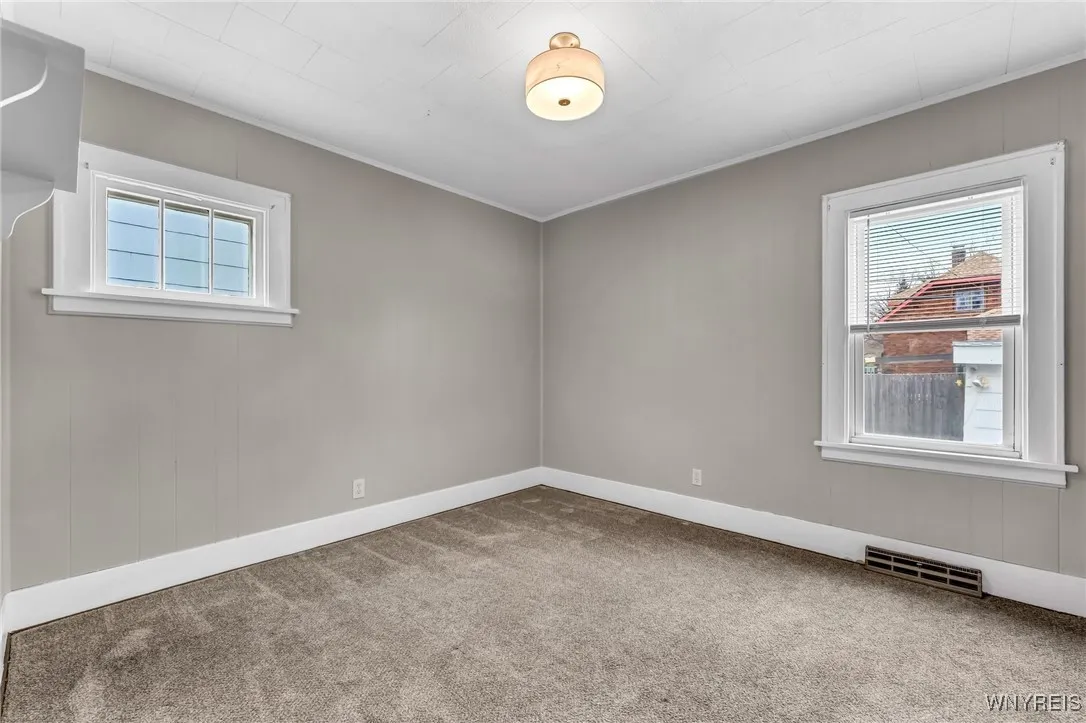 355 South Ogden Street, Buffalo, New York 14206, Buffalo, New York 14206, 3 Bedrooms Bedrooms, 9 Rooms Rooms,1 BathroomBathrooms,Residential Lease,For Rent,355 South Ogden Street, Buffalo, New York 14206,B1620989