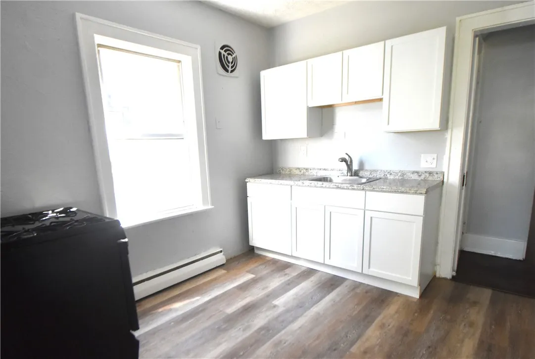 224 Congress Avenue, Rochester, New York 14611, Rochester, New York 14611, 6 Bedrooms Bedrooms, ,2 BathroomsBathrooms,Residential,Closed,224 Congress Avenue, Rochester, New York 14611,0,R1623380