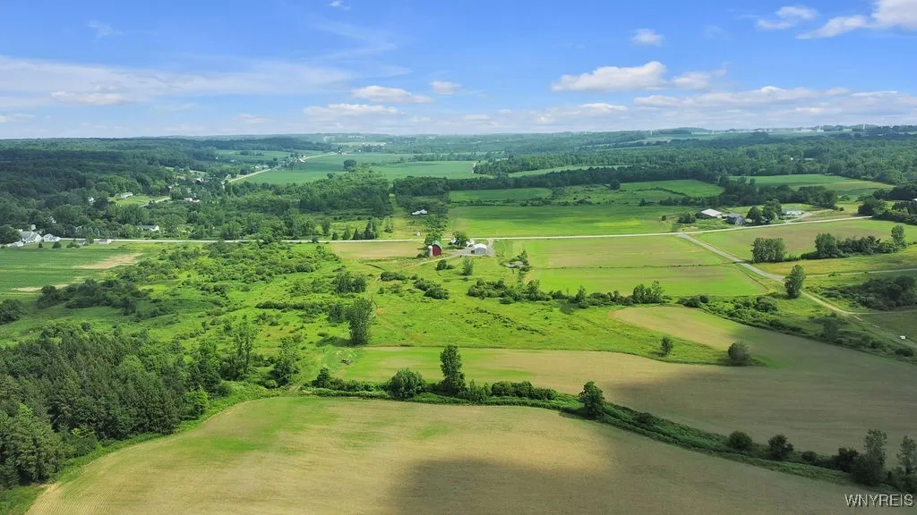 680 Centerline Road, Sheldon, New York 14145, Sheldon, New York 14145, 3 Bedrooms Bedrooms, 10 Rooms Rooms,2 BathroomsBathrooms,Residential,For Sale,680 Centerline Road, Sheldon, New York 14145,B1621006