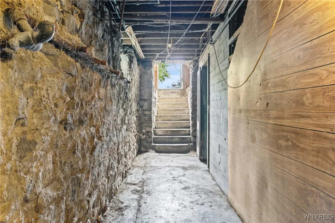 877 Prospect Avenue, Buffalo, New York 14213, Buffalo, New York 14213, 8 Bedrooms Bedrooms, ,4 BathroomsBathrooms,Residential,For Sale,877 Prospect Avenue, Buffalo, New York 14213,B1623020