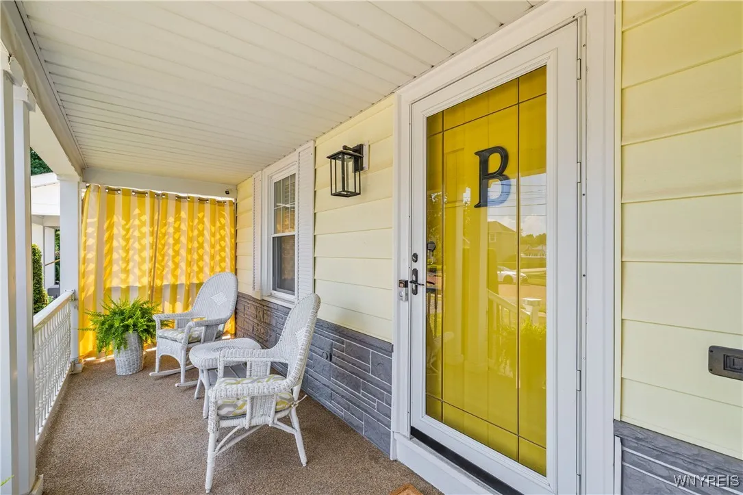 125 Hyde Park, Lockport City, New York 14094, Lockport City, New York 14094, 3 Bedrooms Bedrooms, 7 Rooms Rooms,1 BathroomBathrooms,Residential,For Sale,125 Hyde Park, Lockport City, New York 14094,B1623392