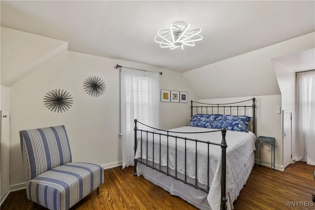 125 Hyde Park, Lockport City, New York 14094, Lockport City, New York 14094, 3 Bedrooms Bedrooms, 7 Rooms Rooms,1 BathroomBathrooms,Residential,For Sale,125 Hyde Park, Lockport City, New York 14094,B1623392