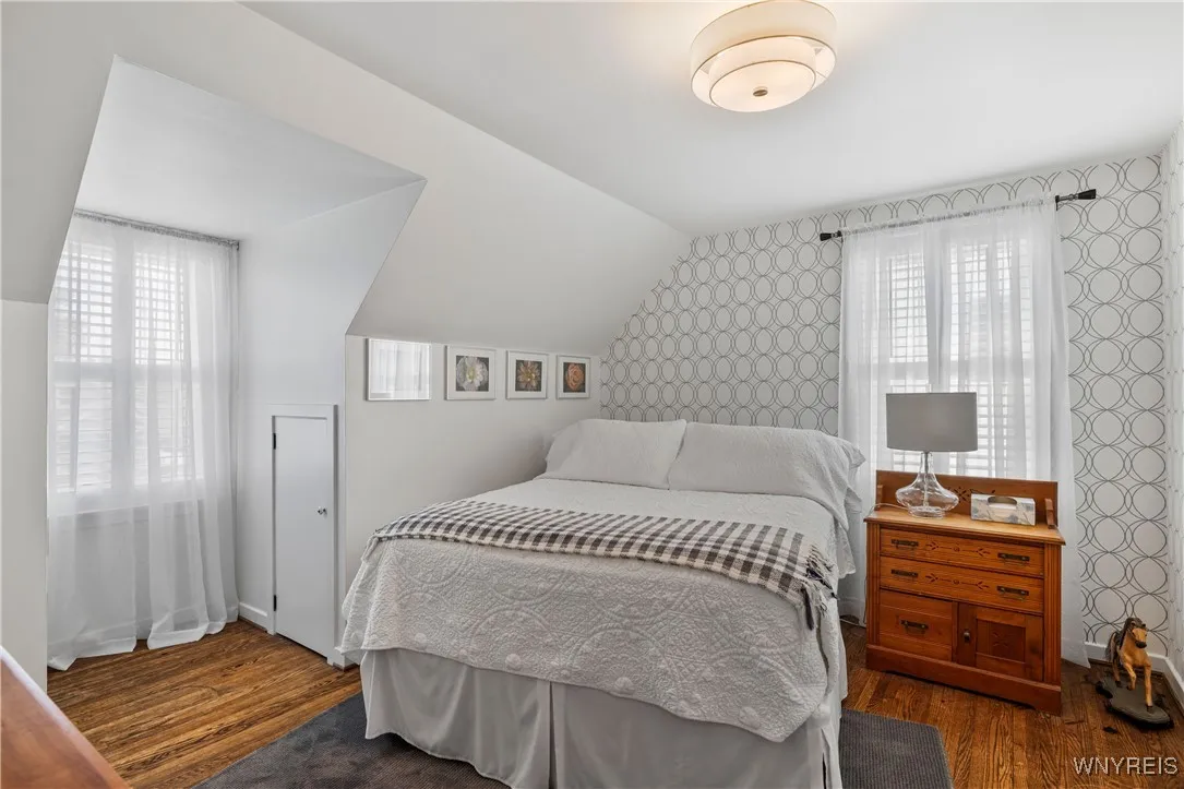 125 Hyde Park, Lockport City, New York 14094, Lockport City, New York 14094, 3 Bedrooms Bedrooms, 7 Rooms Rooms,1 BathroomBathrooms,Residential,For Sale,125 Hyde Park, Lockport City, New York 14094,B1623392