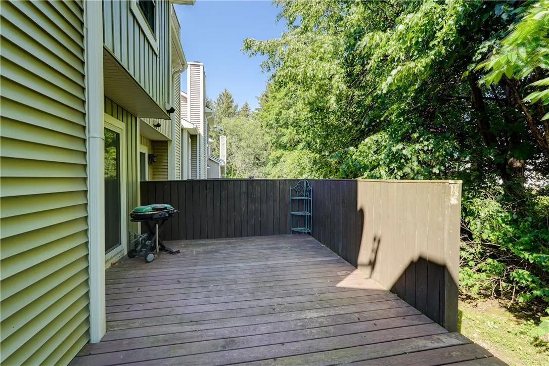 8 Le Marc Court, Brighton, New York 14618, Brighton, New York 14618, 2 Bedrooms Bedrooms, 6 Rooms Rooms,1 BathroomBathrooms,Residential,Closed,8 Le Marc Court, Brighton, New York 14618,0,R1614377