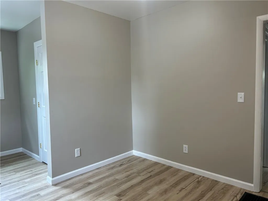 111 Lewis Street, Geneva City, New York 14456, Geneva City, New York 14456, 4 Bedrooms Bedrooms, 6 Rooms Rooms,2 BathroomsBathrooms,Residential,For Sale,111 Lewis Street, Geneva City, New York 14456,R1623228