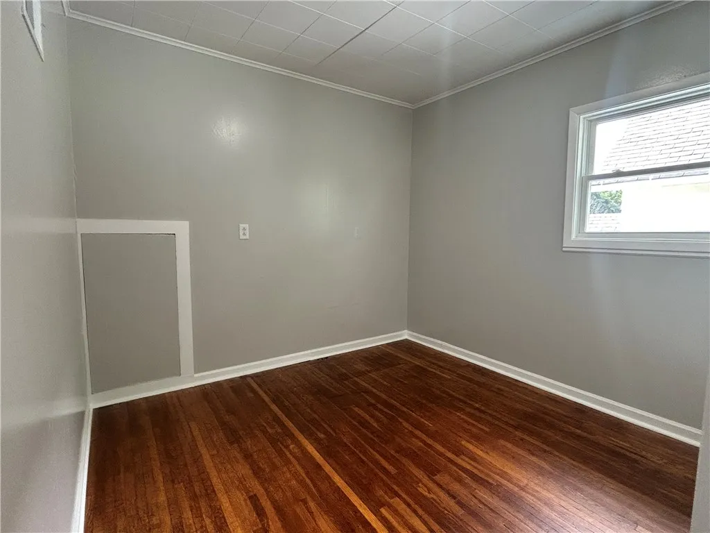 111 Lewis Street, Geneva City, New York 14456, Geneva City, New York 14456, 4 Bedrooms Bedrooms, 6 Rooms Rooms,2 BathroomsBathrooms,Residential,For Sale,111 Lewis Street, Geneva City, New York 14456,R1623228