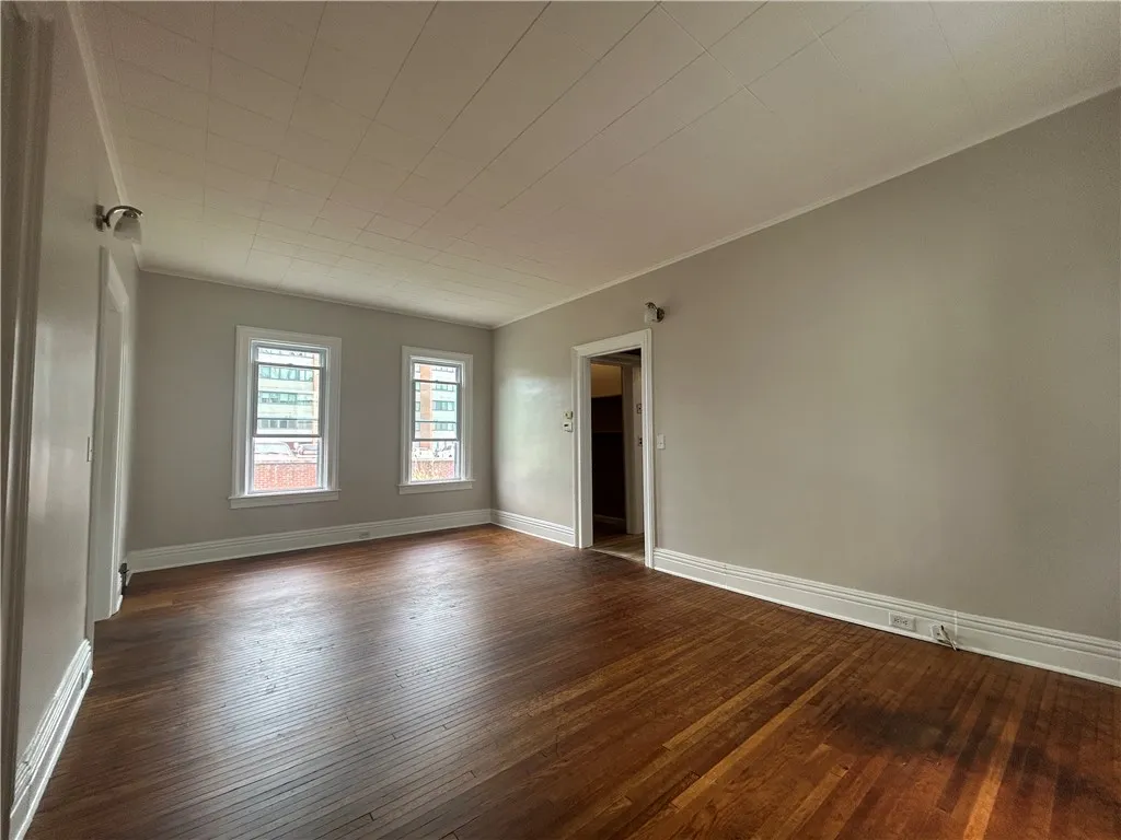 111 Lewis Street, Geneva City, New York 14456, Geneva City, New York 14456, 4 Bedrooms Bedrooms, 6 Rooms Rooms,2 BathroomsBathrooms,Residential,For Sale,111 Lewis Street, Geneva City, New York 14456,R1623228