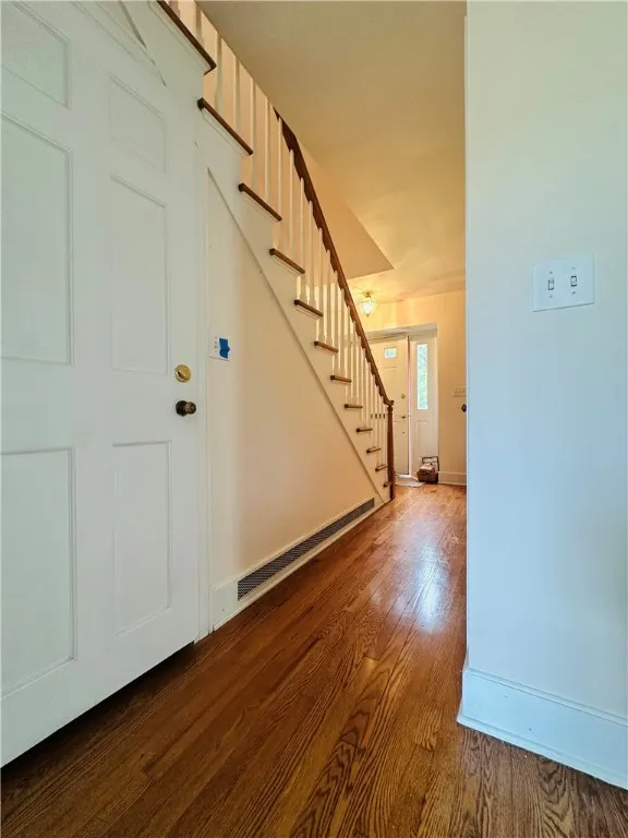 171 Upper Delevan Avenue, Corning City, New York 1, Corning City, New York 14830, 3 Bedrooms Bedrooms, 9 Rooms Rooms,2 BathroomsBathrooms,Residential,For Sale,171 Upper Delevan Avenue, Corning City, New York 1,R1622725