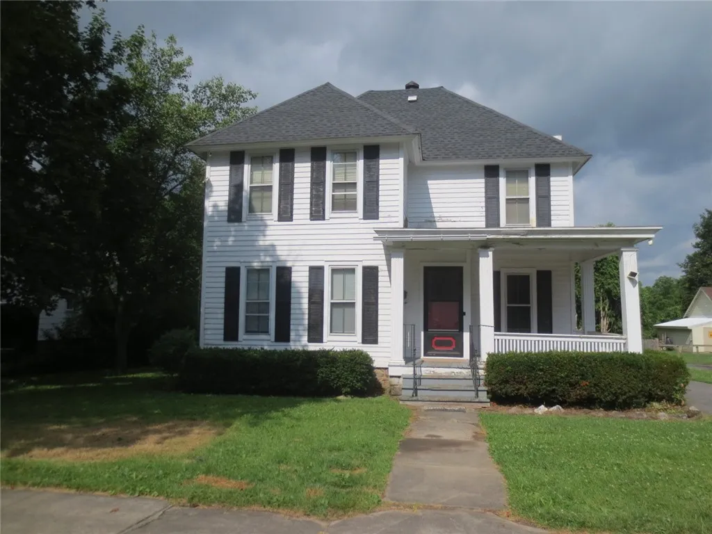 205 Madison Street, Arcadia, New York 14513, Arcadia, New York 14513, 4 Bedrooms Bedrooms, 9 Rooms Rooms,1 BathroomBathrooms,Residential,For Sale,205 Madison Street, Arcadia, New York 14513,R1623189