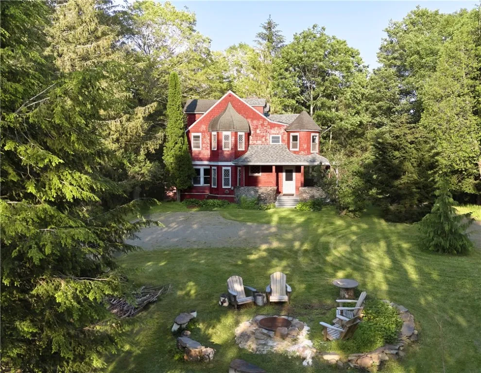 38 Lake Street, Harpersfield, New York 12167, Harpersfield, New York 12167, 3 Bedrooms Bedrooms, 6 Rooms Rooms,2 BathroomsBathrooms,Residential Lease,For Rent,38 Lake Street, Harpersfield, New York 12167,R1623390