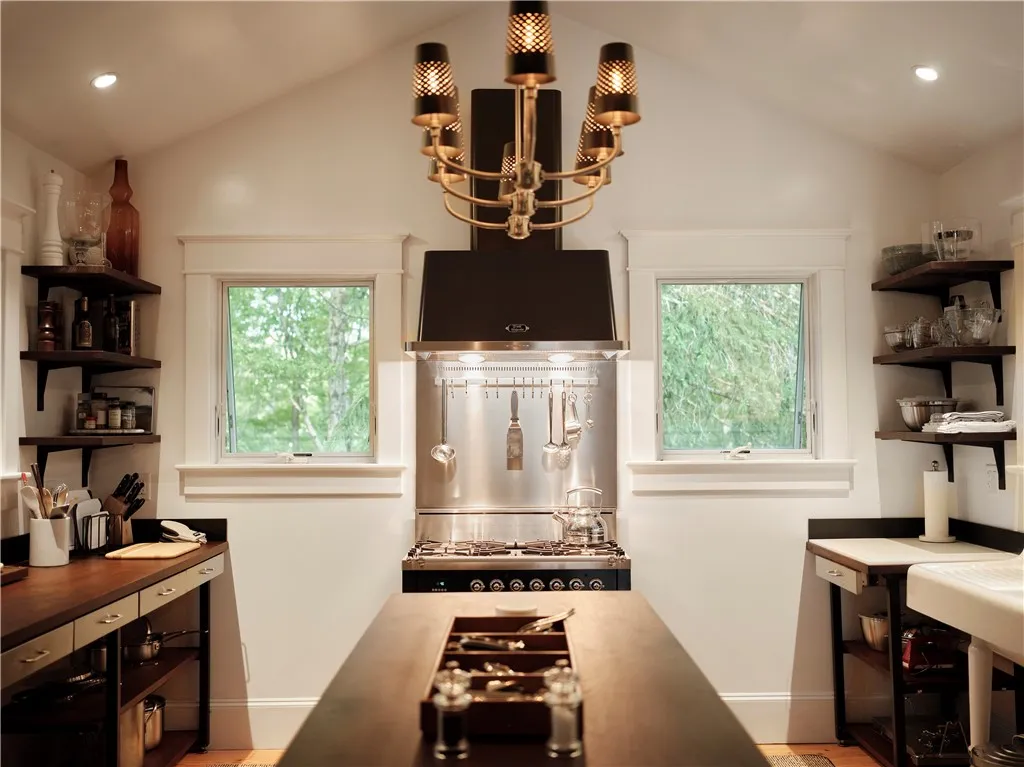 38 Lake Street, Harpersfield, New York 12167, Harpersfield, New York 12167, 3 Bedrooms Bedrooms, 6 Rooms Rooms,2 BathroomsBathrooms,Residential Lease,For Rent,38 Lake Street, Harpersfield, New York 12167,R1623390