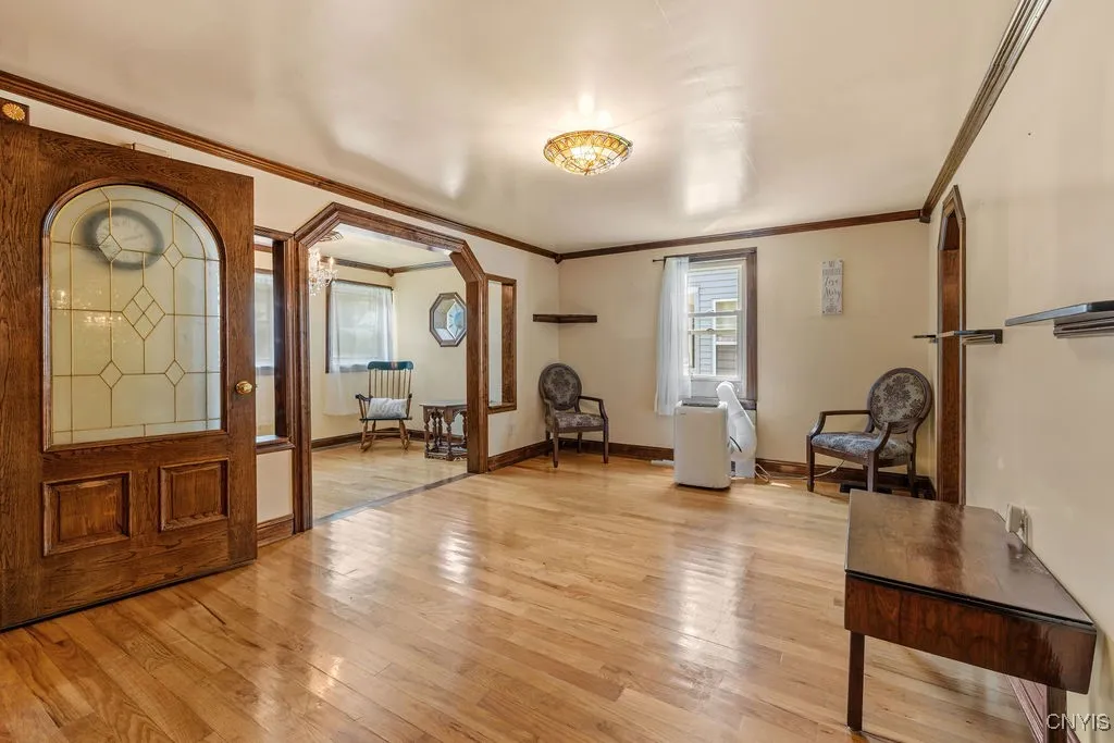 703 Mountainview Avenue East, Syracuse, New York 1, Syracuse, New York 13224, 2 Bedrooms Bedrooms, 6 Rooms Rooms,1 BathroomBathrooms,Residential,For Sale,703 Mountainview Avenue East, Syracuse, New York 1,S1622205