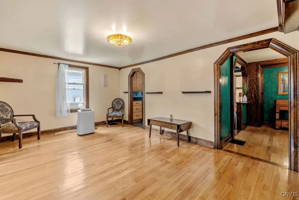 703 Mountainview Avenue East, Syracuse, New York 1, Syracuse, New York 13224, 2 Bedrooms Bedrooms, 6 Rooms Rooms,1 BathroomBathrooms,Residential,For Sale,703 Mountainview Avenue East, Syracuse, New York 1,S1622205