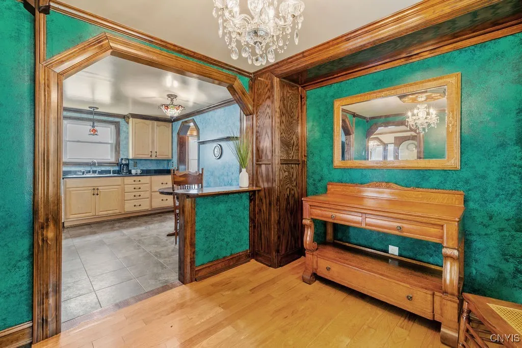 703 Mountainview Avenue East, Syracuse, New York 1, Syracuse, New York 13224, 2 Bedrooms Bedrooms, 6 Rooms Rooms,1 BathroomBathrooms,Residential,For Sale,703 Mountainview Avenue East, Syracuse, New York 1,S1622205