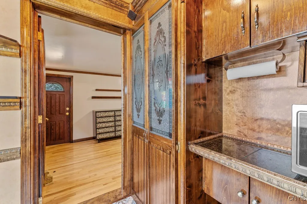 703 Mountainview Avenue East, Syracuse, New York 1, Syracuse, New York 13224, 2 Bedrooms Bedrooms, 6 Rooms Rooms,1 BathroomBathrooms,Residential,For Sale,703 Mountainview Avenue East, Syracuse, New York 1,S1622205