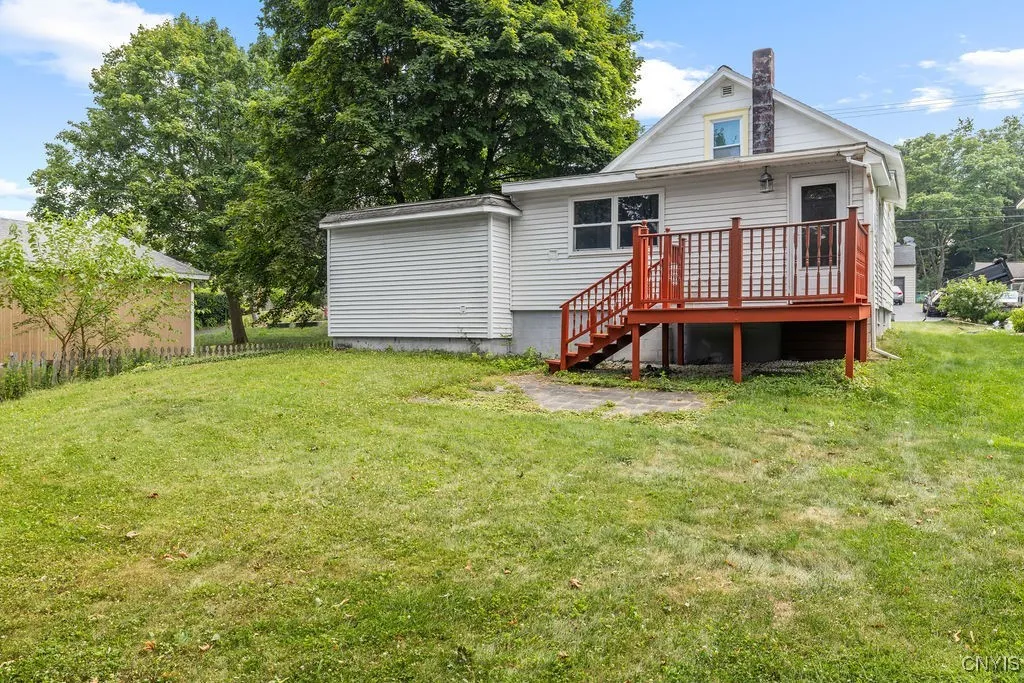 703 Mountainview Avenue East, Syracuse, New York 1, Syracuse, New York 13224, 2 Bedrooms Bedrooms, 6 Rooms Rooms,1 BathroomBathrooms,Residential,For Sale,703 Mountainview Avenue East, Syracuse, New York 1,S1622205