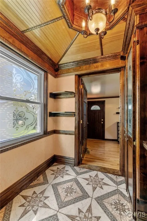 703 Mountainview Avenue East, Syracuse, New York 1, Syracuse, New York 13224, 2 Bedrooms Bedrooms, 6 Rooms Rooms,1 BathroomBathrooms,Residential,For Sale,703 Mountainview Avenue East, Syracuse, New York 1,S1622205
