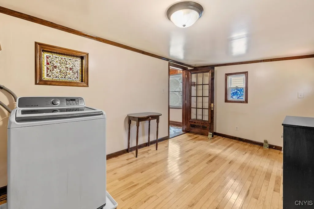 703 Mountainview Avenue East, Syracuse, New York 1, Syracuse, New York 13224, 2 Bedrooms Bedrooms, 6 Rooms Rooms,1 BathroomBathrooms,Residential,For Sale,703 Mountainview Avenue East, Syracuse, New York 1,S1622205