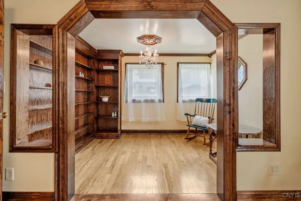 703 Mountainview Avenue East, Syracuse, New York 1, Syracuse, New York 13224, 2 Bedrooms Bedrooms, 6 Rooms Rooms,1 BathroomBathrooms,Residential,For Sale,703 Mountainview Avenue East, Syracuse, New York 1,S1622205