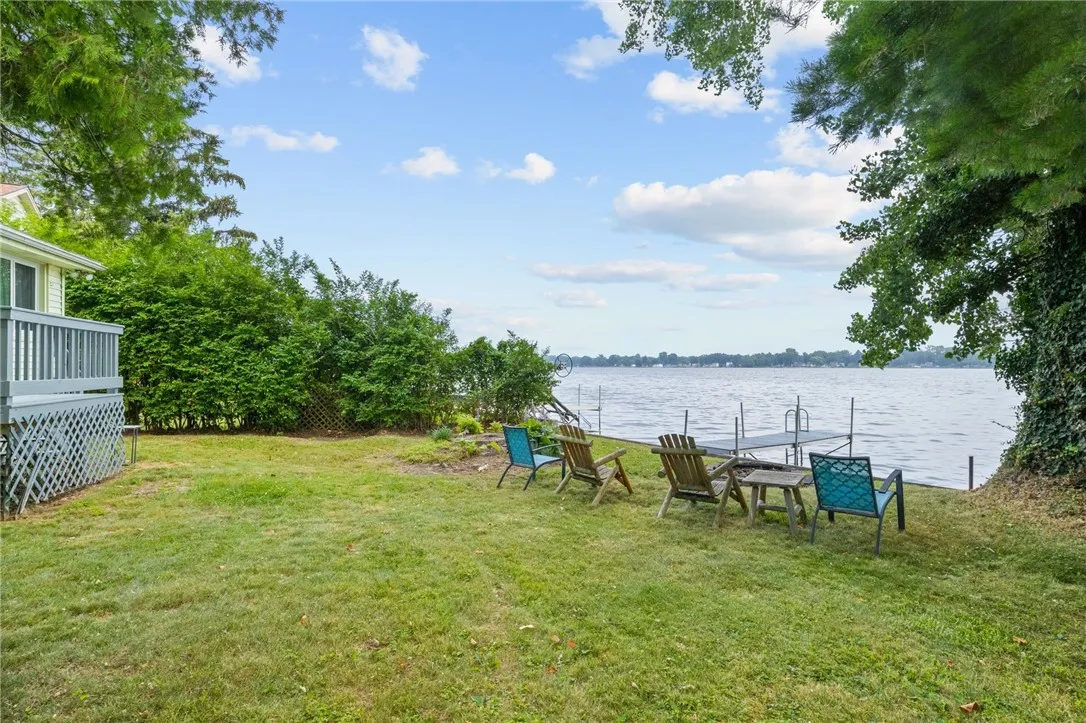 374 South Drive, Greece, New York 14612, Greece, New York 14612, 2 Bedrooms Bedrooms, 6 Rooms Rooms,1 BathroomBathrooms,Residential,For Sale,374 South Drive, Greece, New York 14612,R1592160