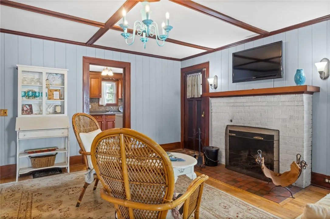 374 South Drive, Greece, New York 14612, Greece, New York 14612, 2 Bedrooms Bedrooms, 6 Rooms Rooms,1 BathroomBathrooms,Residential,For Sale,374 South Drive, Greece, New York 14612,R1592160