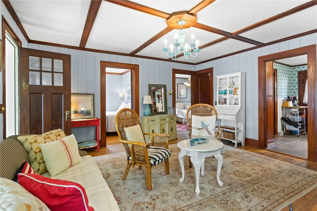 374 South Drive, Greece, New York 14612, Greece, New York 14612, 2 Bedrooms Bedrooms, 6 Rooms Rooms,1 BathroomBathrooms,Residential,For Sale,374 South Drive, Greece, New York 14612,R1592160