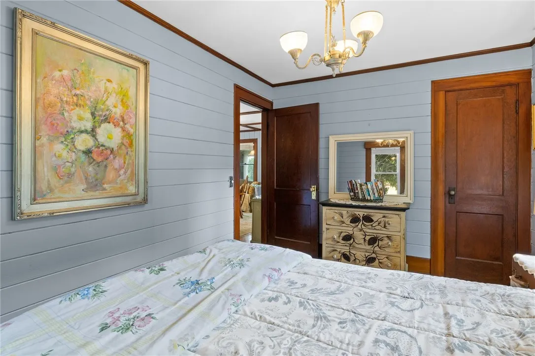 374 South Drive, Greece, New York 14612, Greece, New York 14612, 2 Bedrooms Bedrooms, 6 Rooms Rooms,1 BathroomBathrooms,Residential,For Sale,374 South Drive, Greece, New York 14612,R1592160