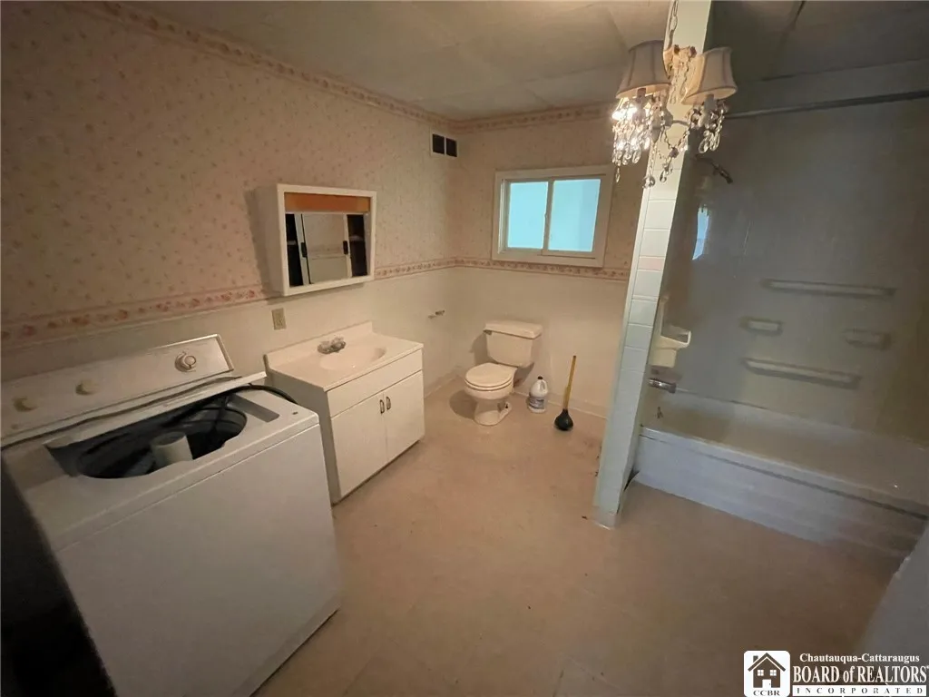2567 Bowen Road, Randolph, New York 14747, Randolph, New York 14747, 2 Bedrooms Bedrooms, 6 Rooms Rooms,1 BathroomBathrooms,Residential,For Sale,2567 Bowen Road, Randolph, New York 14747,R1622893