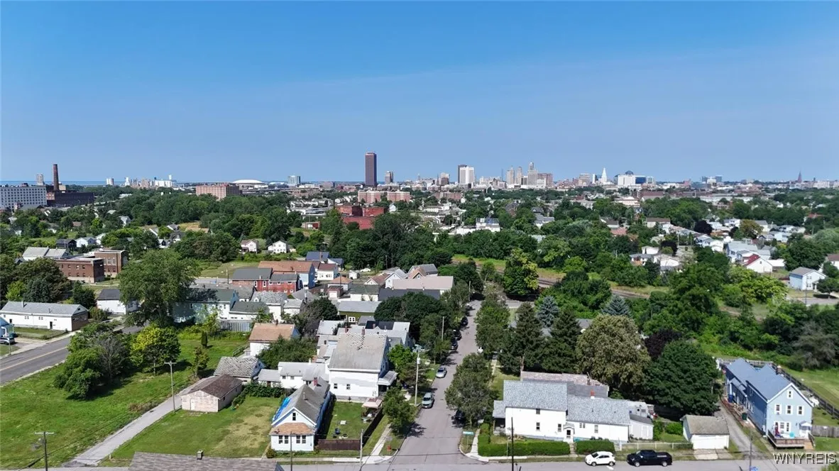 368 Bristol Street, Buffalo, New York 14206, Buffalo, New York 14206, 4 Bedrooms Bedrooms, ,2 BathroomsBathrooms,Residential,For Sale,368 Bristol Street, Buffalo, New York 14206,B1622763