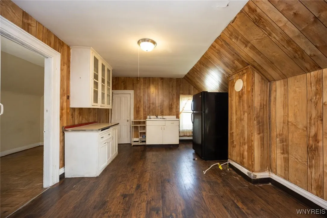 368 Bristol Street, Buffalo, New York 14206, Buffalo, New York 14206, 4 Bedrooms Bedrooms, ,2 BathroomsBathrooms,Residential,For Sale,368 Bristol Street, Buffalo, New York 14206,B1622763