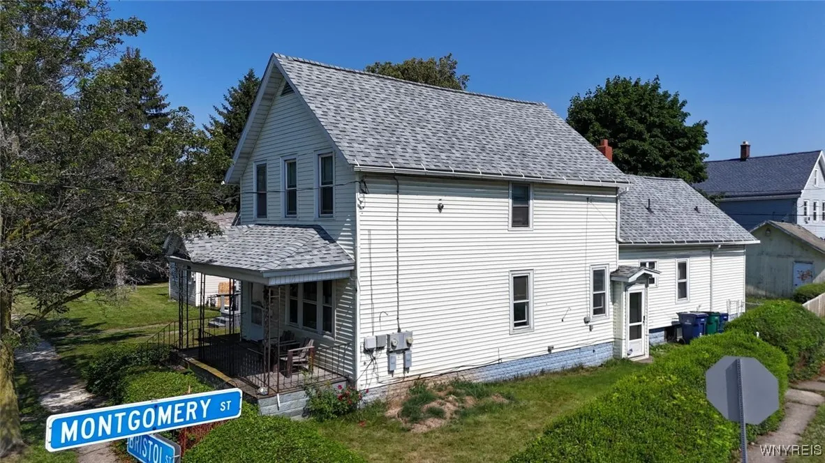 368 Bristol Street, Buffalo, New York 14206, Buffalo, New York 14206, 4 Bedrooms Bedrooms, ,2 BathroomsBathrooms,Residential,For Sale,368 Bristol Street, Buffalo, New York 14206,B1622763