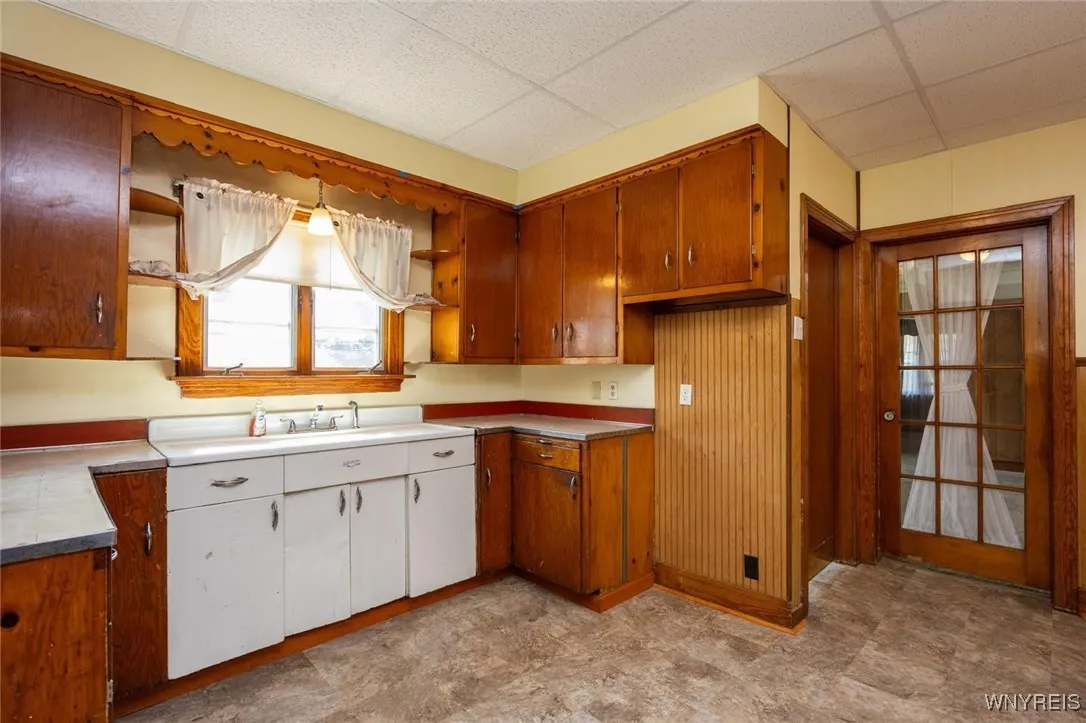 368 Bristol Street, Buffalo, New York 14206, Buffalo, New York 14206, 4 Bedrooms Bedrooms, ,2 BathroomsBathrooms,Residential,For Sale,368 Bristol Street, Buffalo, New York 14206,B1622763