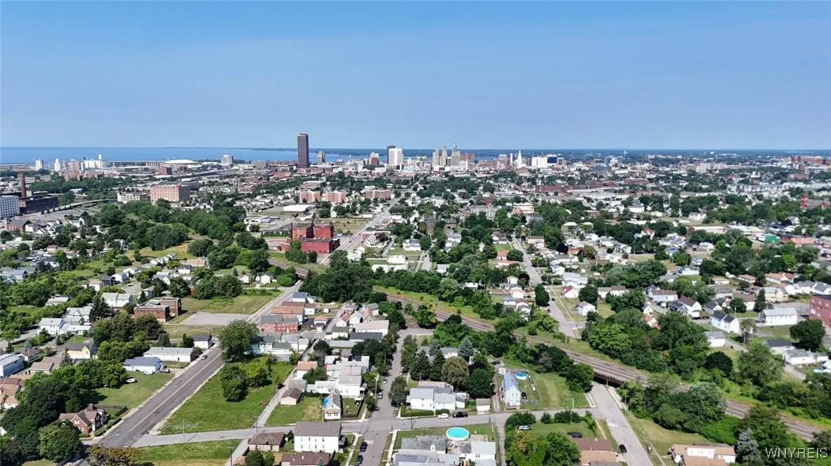 368 Bristol Street, Buffalo, New York 14206, Buffalo, New York 14206, 4 Bedrooms Bedrooms, ,2 BathroomsBathrooms,Residential,For Sale,368 Bristol Street, Buffalo, New York 14206,B1622763
