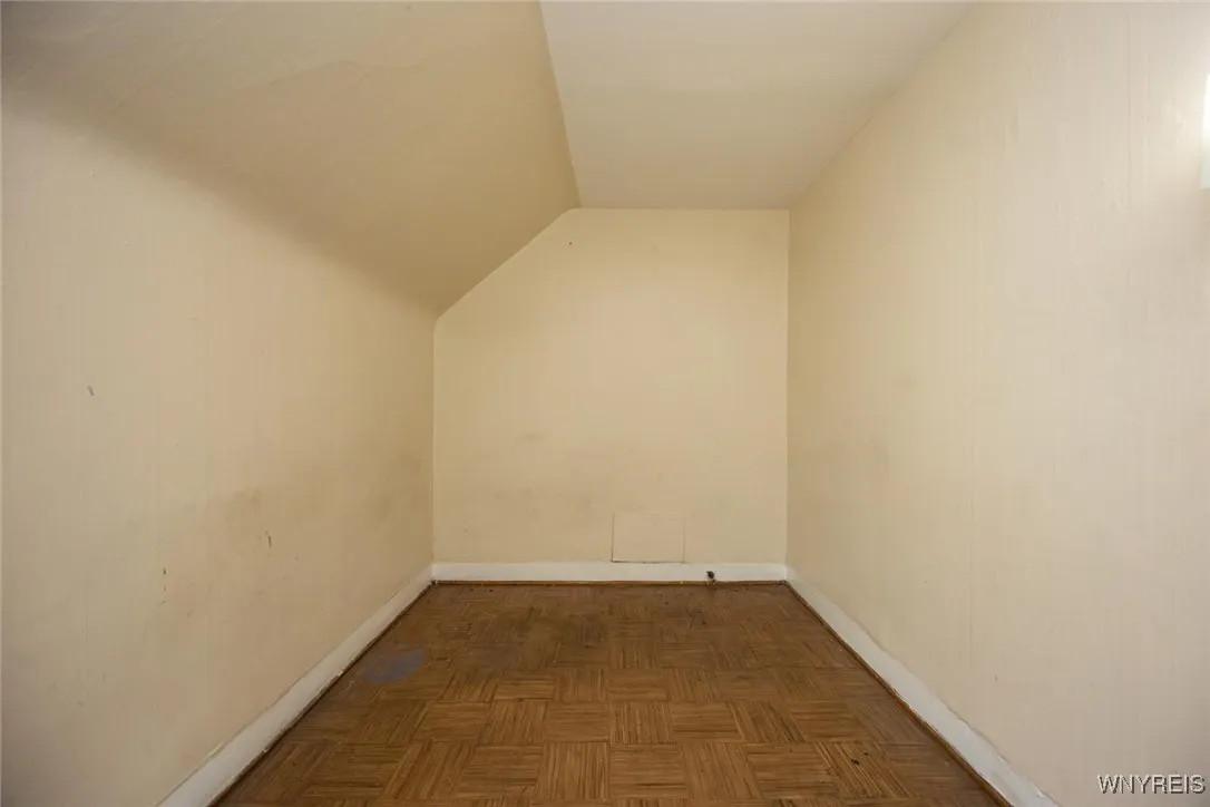 368 Bristol Street, Buffalo, New York 14206, Buffalo, New York 14206, 4 Bedrooms Bedrooms, ,2 BathroomsBathrooms,Residential,For Sale,368 Bristol Street, Buffalo, New York 14206,B1622763