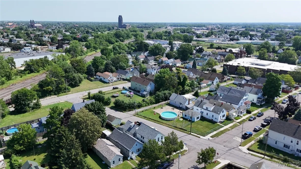 368 Bristol Street, Buffalo, New York 14206, Buffalo, New York 14206, 4 Bedrooms Bedrooms, ,2 BathroomsBathrooms,Residential,For Sale,368 Bristol Street, Buffalo, New York 14206,B1622763