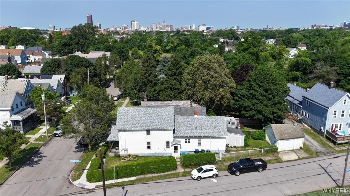 368 Bristol Street, Buffalo, New York 14206, Buffalo, New York 14206, 4 Bedrooms Bedrooms, ,2 BathroomsBathrooms,Residential,For Sale,368 Bristol Street, Buffalo, New York 14206,B1622763