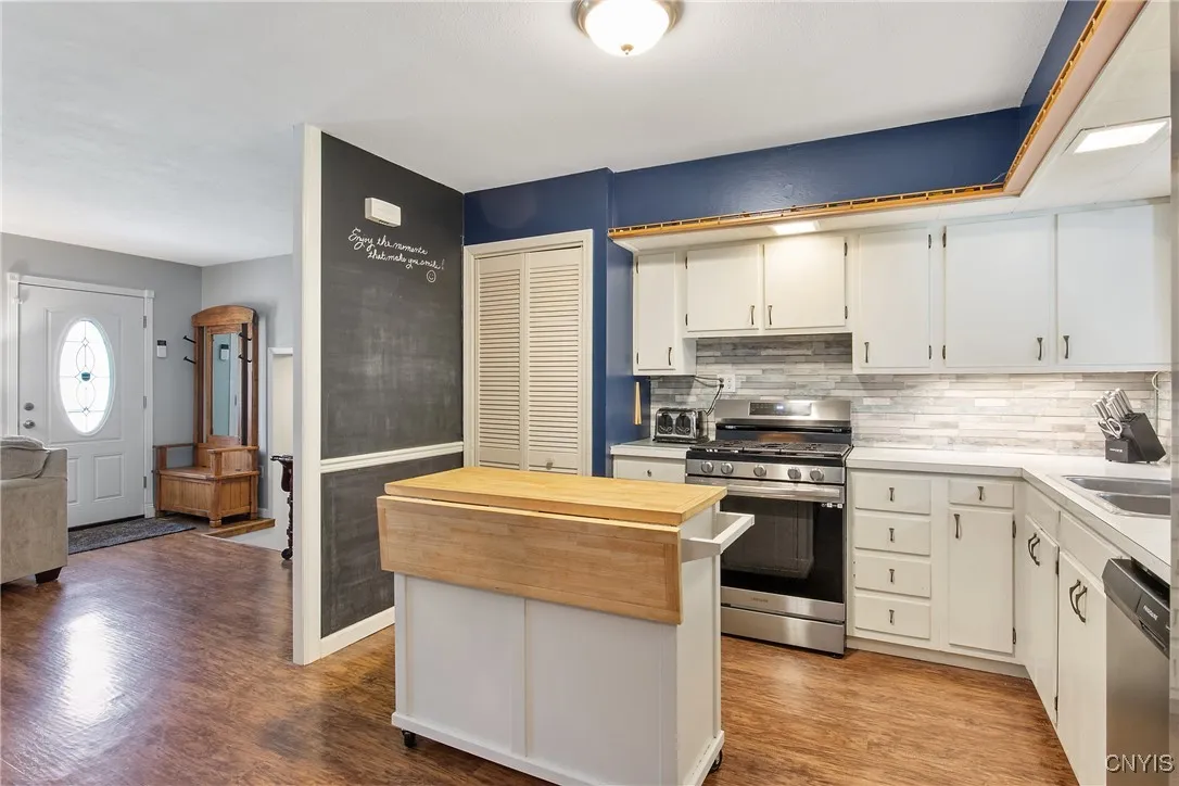 202 Resseguie Drive, Van Buren, New York 13209, Van Buren, New York 13209, 3 Bedrooms Bedrooms, 8 Rooms Rooms,1 BathroomBathrooms,Residential,For Sale,202 Resseguie Drive, Van Buren, New York 13209,S1622255