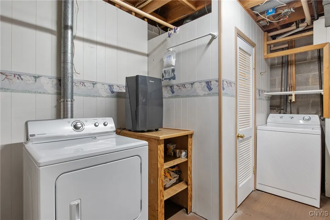 202 Resseguie Drive, Van Buren, New York 13209, Van Buren, New York 13209, 3 Bedrooms Bedrooms, 8 Rooms Rooms,1 BathroomBathrooms,Residential,For Sale,202 Resseguie Drive, Van Buren, New York 13209,S1622255