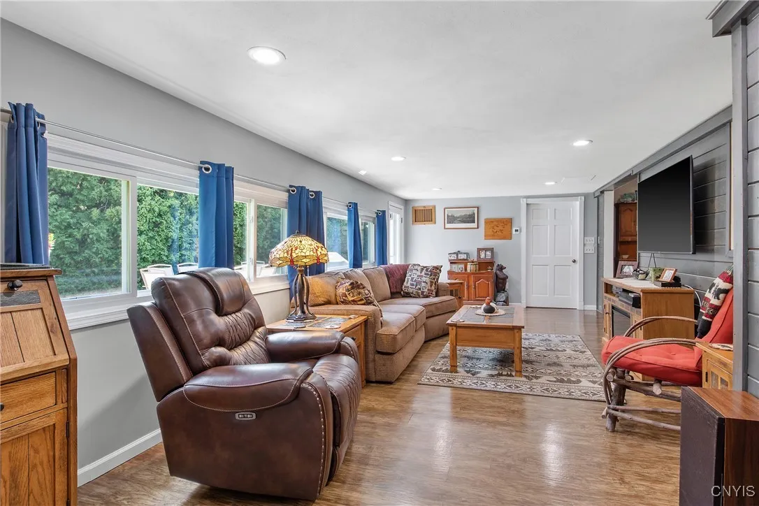 202 Resseguie Drive, Van Buren, New York 13209, Van Buren, New York 13209, 3 Bedrooms Bedrooms, 8 Rooms Rooms,1 BathroomBathrooms,Residential,For Sale,202 Resseguie Drive, Van Buren, New York 13209,S1622255