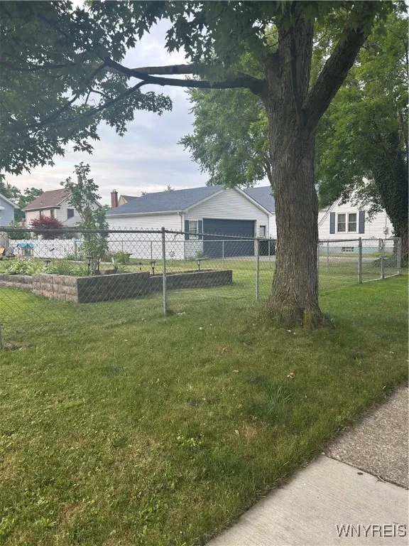 341 Utica Street Street, Tonawanda, New York 14150, Tonawanda, New York 14150, 3 Bedrooms Bedrooms, 10 Rooms Rooms,1 BathroomBathrooms,Residential,For Sale,341 Utica Street Street, Tonawanda, New York 14150,B1623154