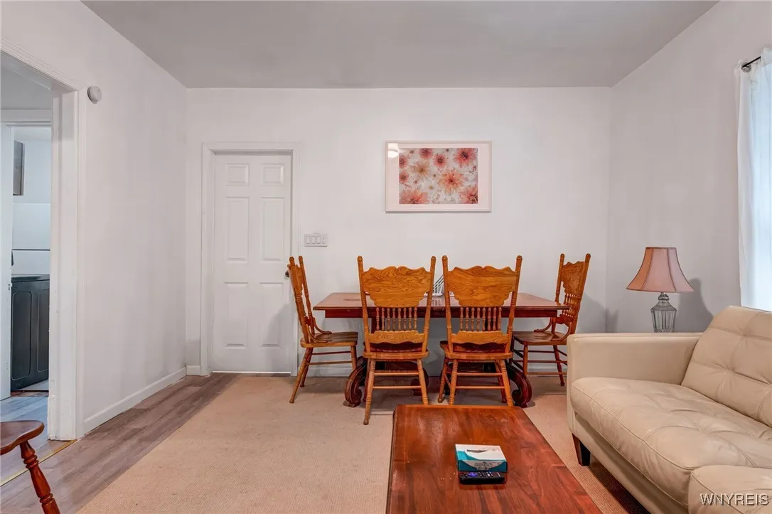 1537 La Salle Avenue, Niagara Falls, New York 1430, Niagara Falls, New York 14301, 6 Bedrooms Bedrooms, ,2 BathroomsBathrooms,Residential,For Sale,1537 La Salle Avenue, Niagara Falls, New York 1430,B1623417
