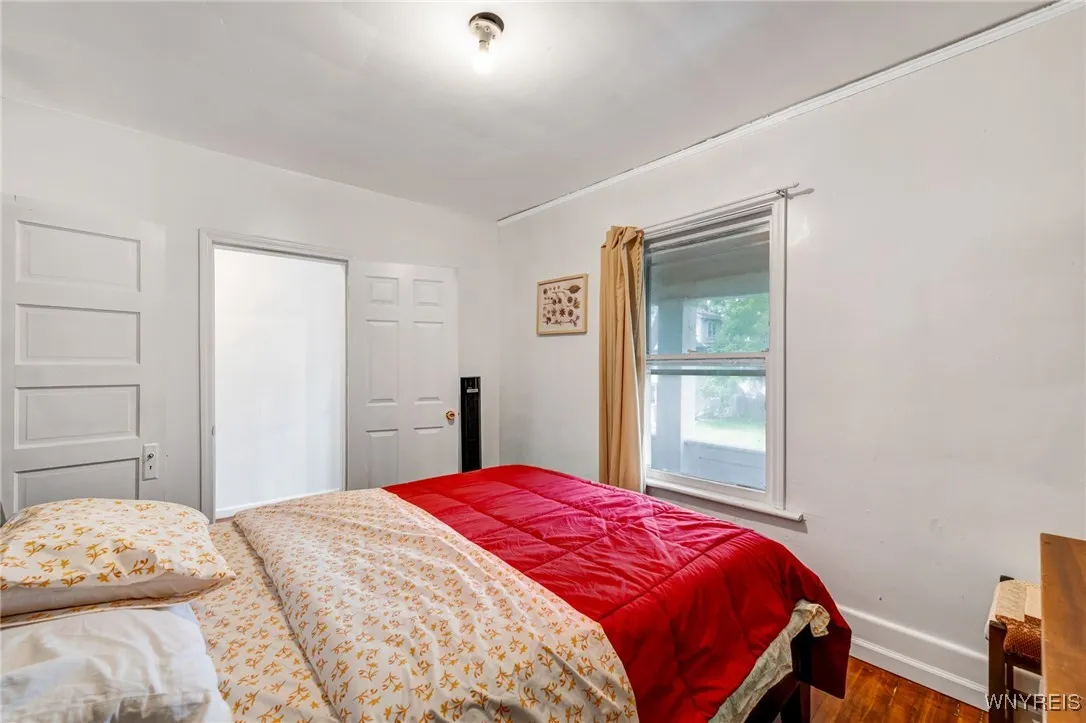 1537 La Salle Avenue, Niagara Falls, New York 1430, Niagara Falls, New York 14301, 6 Bedrooms Bedrooms, ,2 BathroomsBathrooms,Residential,For Sale,1537 La Salle Avenue, Niagara Falls, New York 1430,B1623417