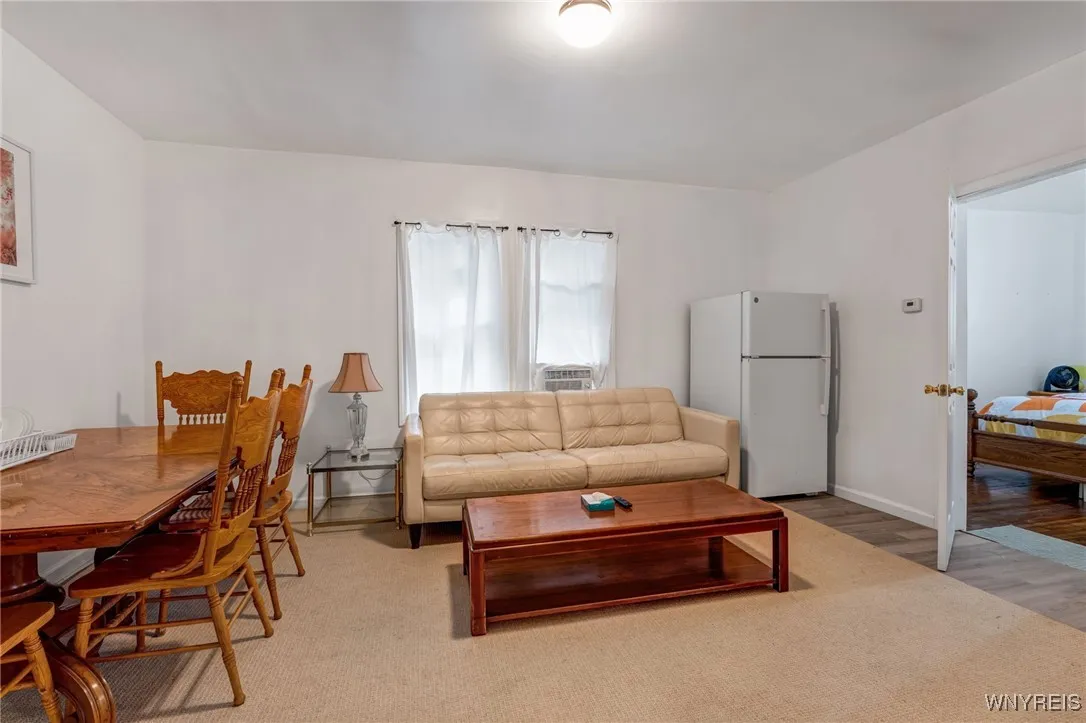 1537 La Salle Avenue, Niagara Falls, New York 1430, Niagara Falls, New York 14301, 6 Bedrooms Bedrooms, ,2 BathroomsBathrooms,Residential,For Sale,1537 La Salle Avenue, Niagara Falls, New York 1430,B1623417