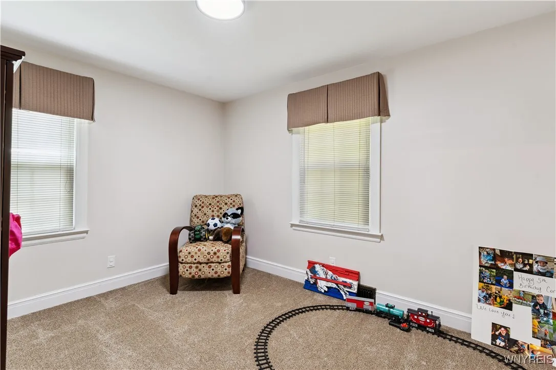 188 Hunt Avenue, Hamburg, New York 14075, Hamburg, New York 14075, 3 Bedrooms Bedrooms, 9 Rooms Rooms,2 BathroomsBathrooms,Residential,For Sale,188 Hunt Avenue, Hamburg, New York 14075,B1623325