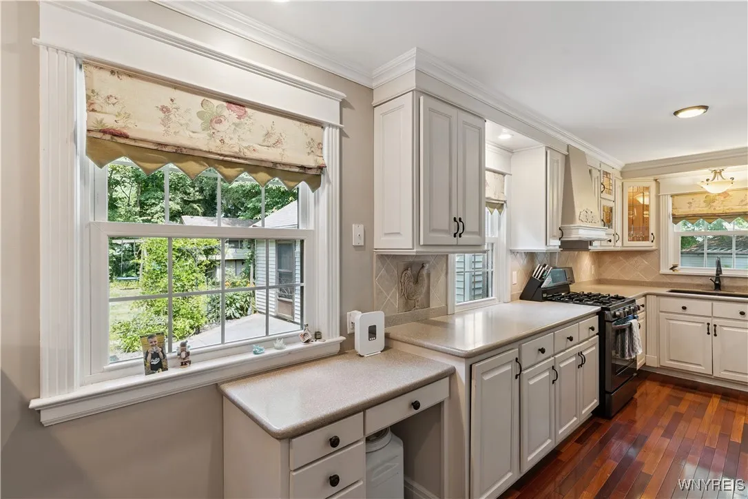188 Hunt Avenue, Hamburg, New York 14075, Hamburg, New York 14075, 3 Bedrooms Bedrooms, 9 Rooms Rooms,2 BathroomsBathrooms,Residential,For Sale,188 Hunt Avenue, Hamburg, New York 14075,B1623325