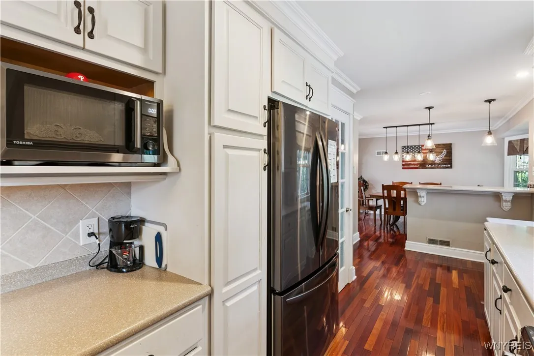 188 Hunt Avenue, Hamburg, New York 14075, Hamburg, New York 14075, 3 Bedrooms Bedrooms, 9 Rooms Rooms,2 BathroomsBathrooms,Residential,For Sale,188 Hunt Avenue, Hamburg, New York 14075,B1623325
