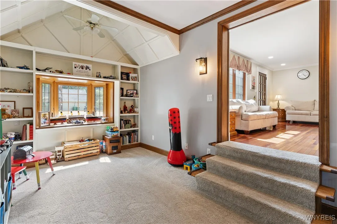 188 Hunt Avenue, Hamburg, New York 14075, Hamburg, New York 14075, 3 Bedrooms Bedrooms, 9 Rooms Rooms,2 BathroomsBathrooms,Residential,For Sale,188 Hunt Avenue, Hamburg, New York 14075,B1623325