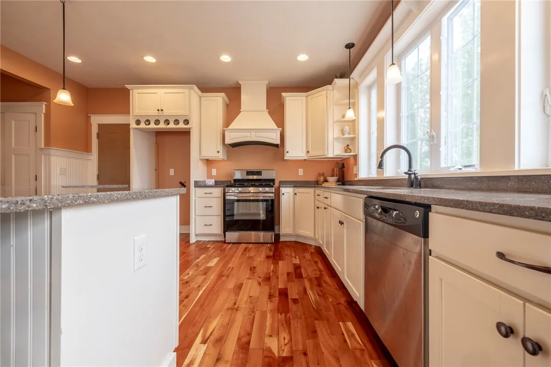 506 Chestnut Ridge Road, Chili, New York 14626, Chili, New York 14626, 4 Bedrooms Bedrooms, 9 Rooms Rooms,3 BathroomsBathrooms,Residential,For Sale,506 Chestnut Ridge Road, Chili, New York 14626,R1619125